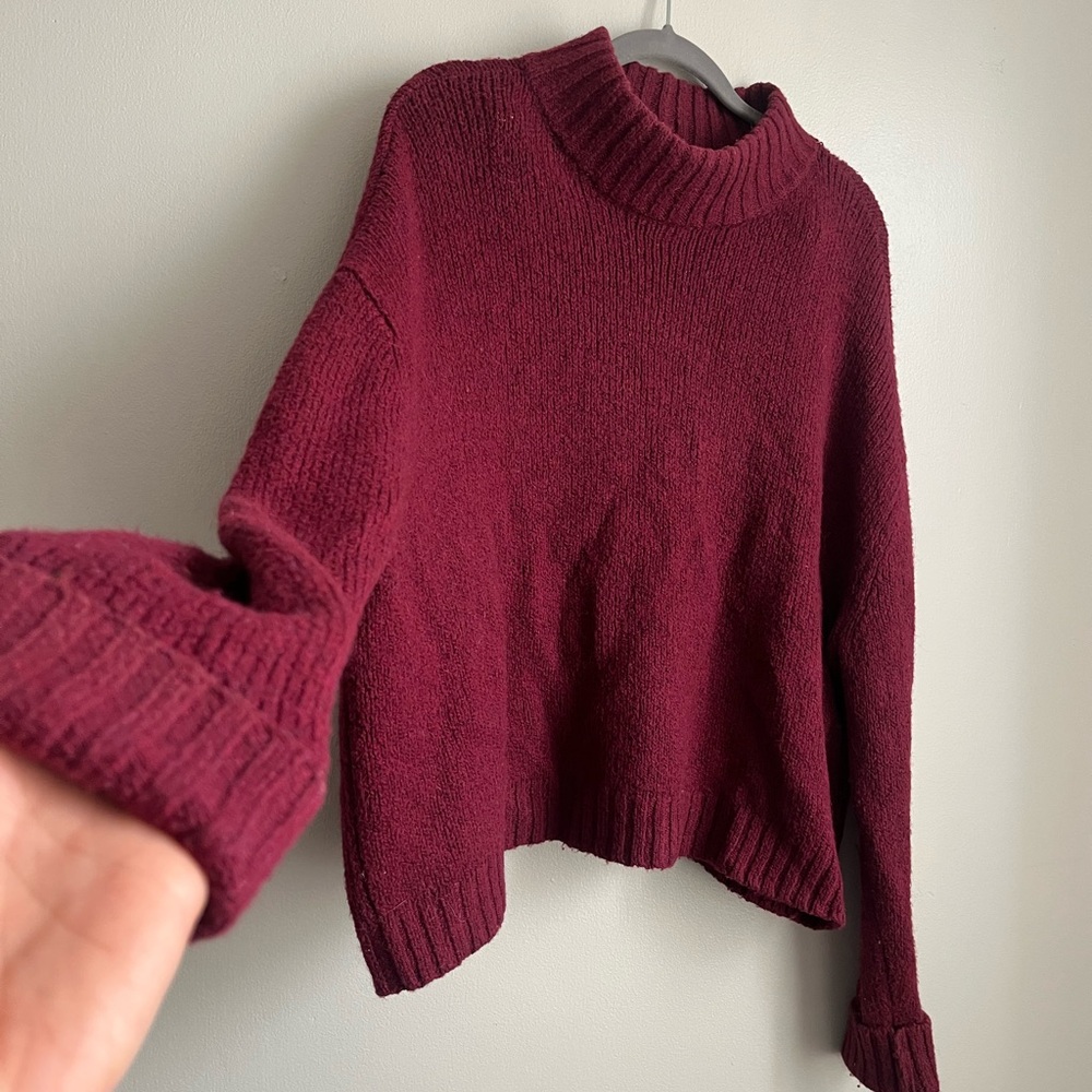 American eagle sweater